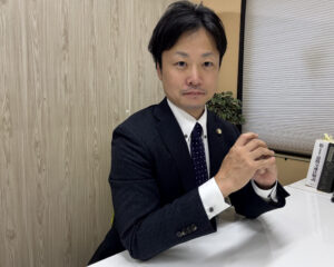 弁護士インタビュー